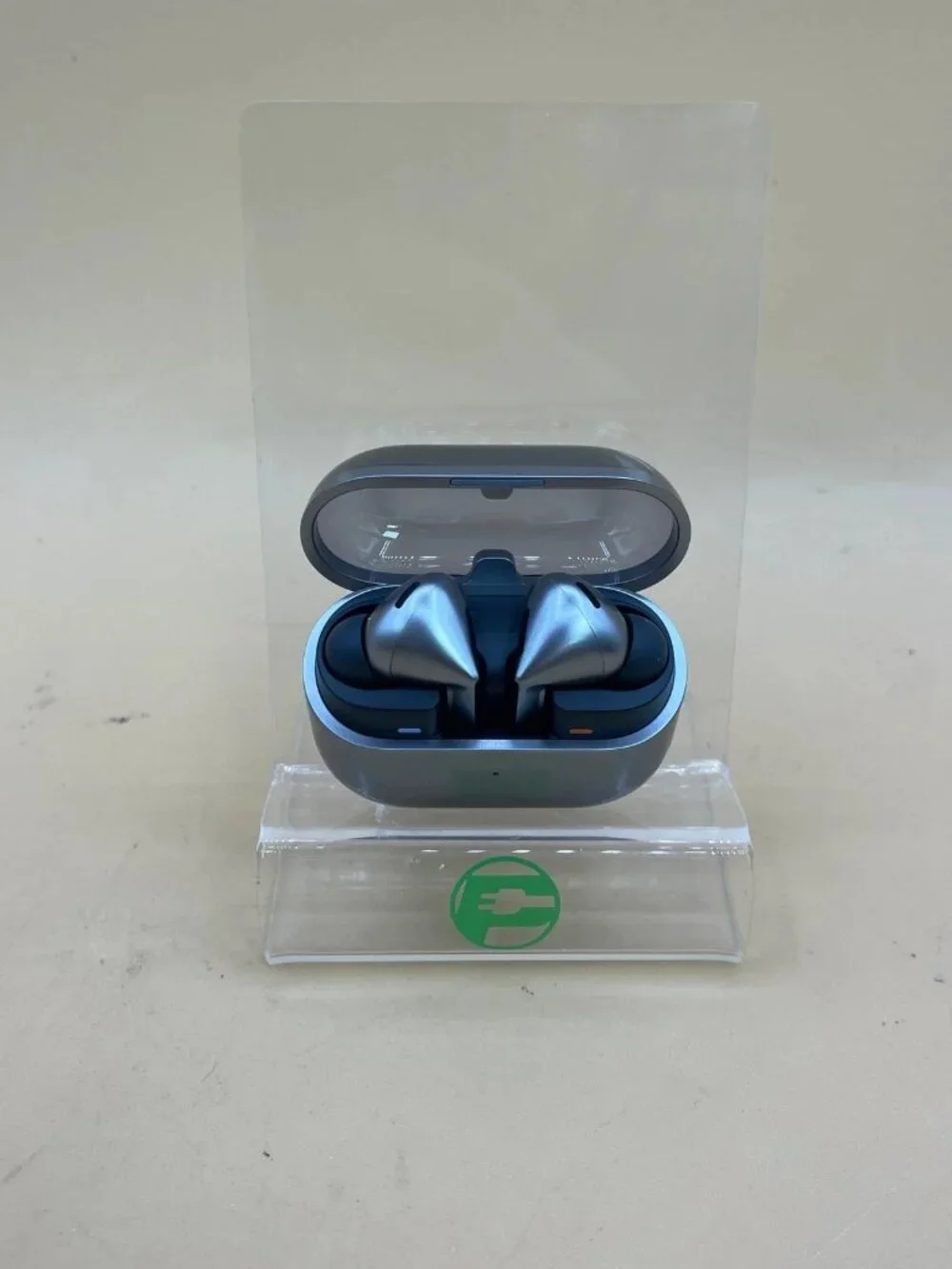 Samsung Galaxy Buds3 Pro Silver Wireless Bluetooth Earbuds Sealed Box New